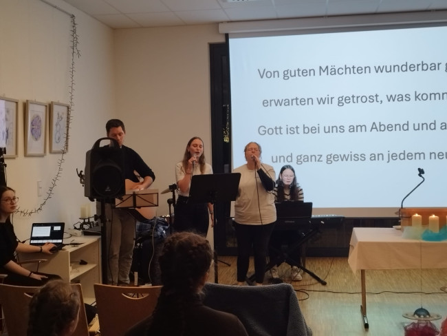 Jugendgottesdienst-Band